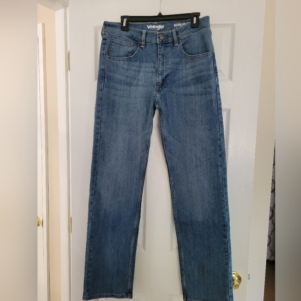 Wrangler 30 x 30 Rugged Wear Jeans - Picture 1 of 4